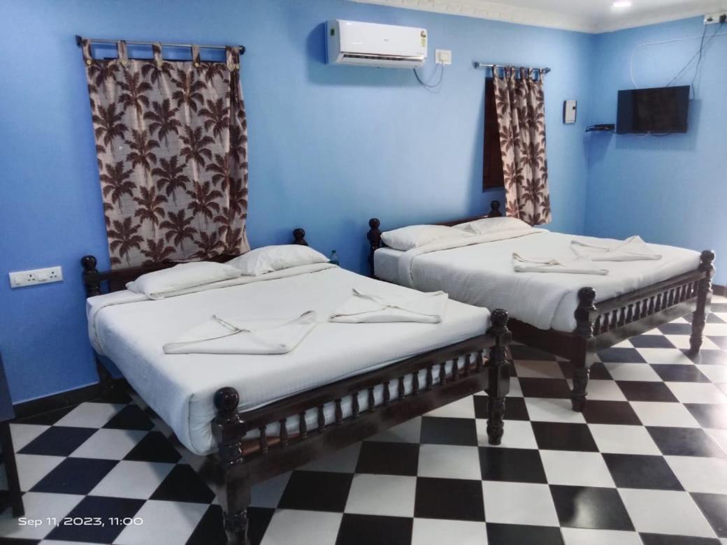 Meena Mahal Cottage กาไรก์กูดี ภายนอก รูปภาพ